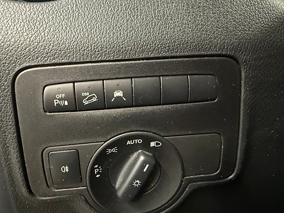 Mercedes-Benz Vito 119 15 of 25