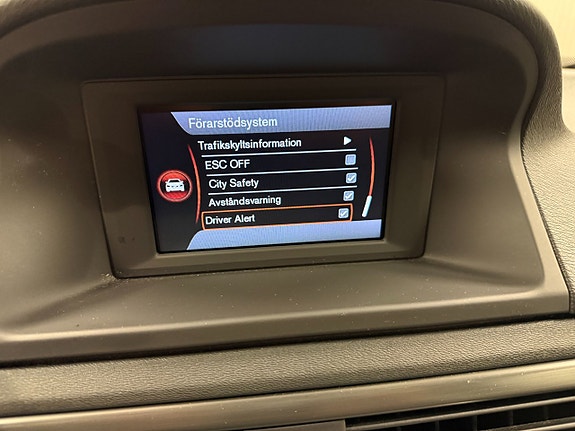 Volvo V70 22 of 27