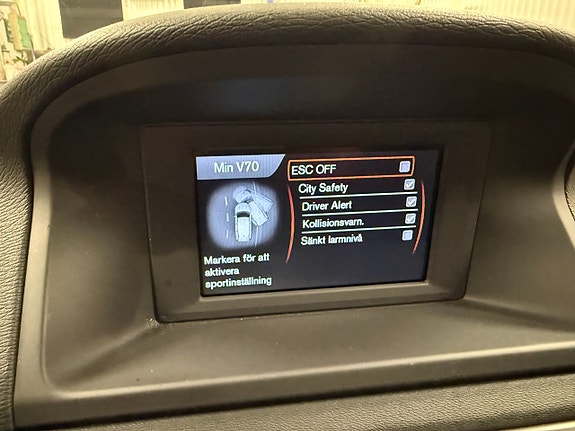 Volvo V70 19 of 27