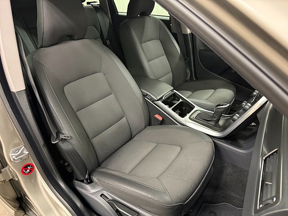 Volvo V70 12 of 27
