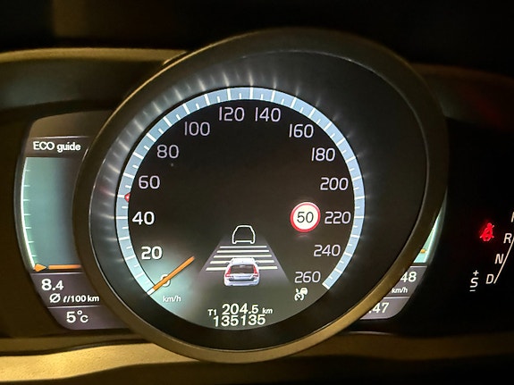 Volvo V70 16 of 24