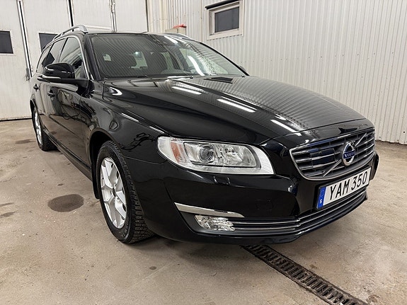 Volvo V70 3 of 27