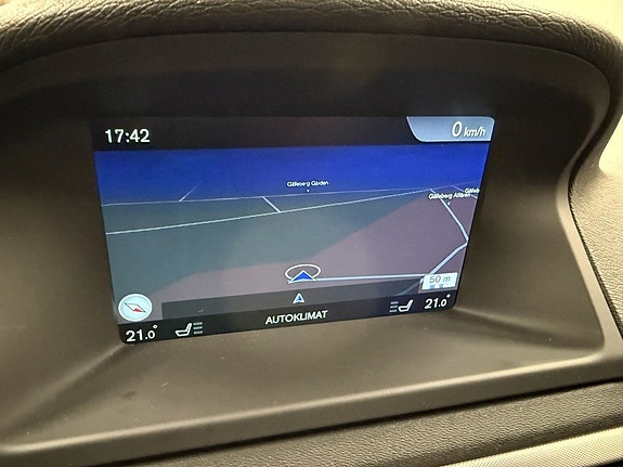 Volvo V70 19 of 27