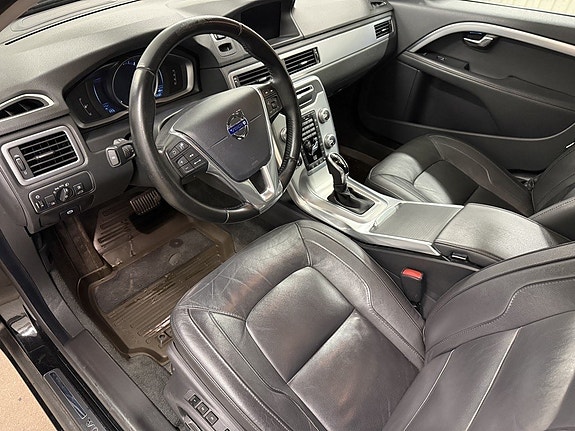Volvo V70 14 of 27
