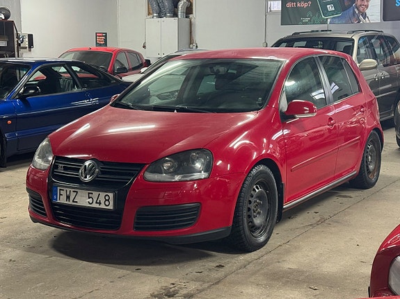 Volkswagen Golf V 3 of 16
