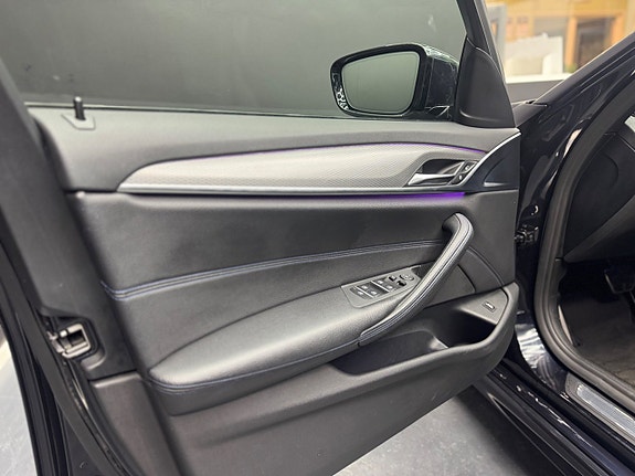 BMW 520 15 of 25