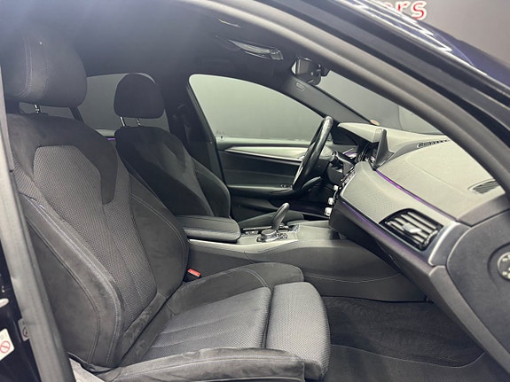 BMW 520 12 of 25