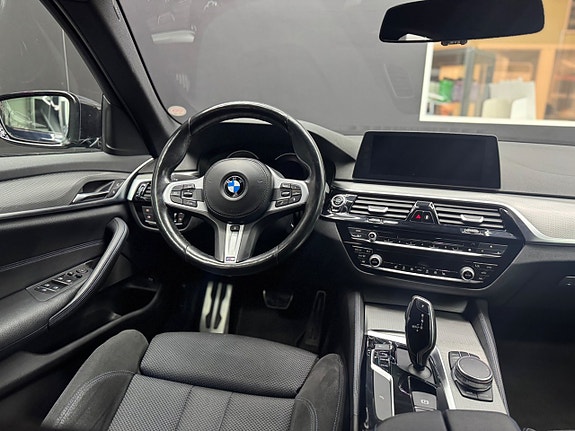 BMW 520 7 of 25