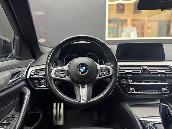 BMW 520 8 of 25