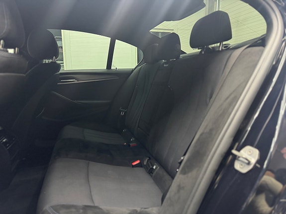 BMW 520 10 of 25