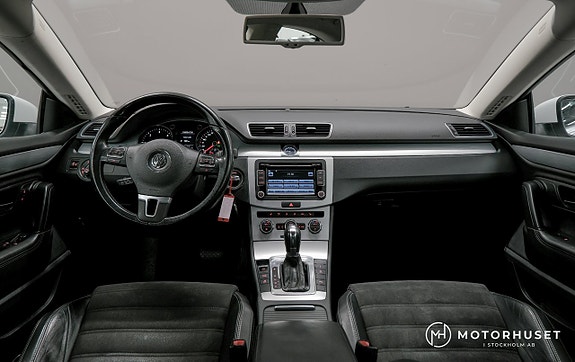 Volkswagen CC 10 of 19