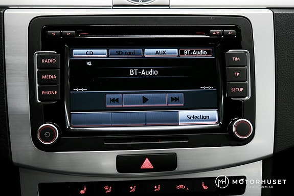 Volkswagen CC 16 of 19
