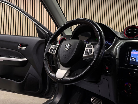 Suzuki Vitara 16 of 25