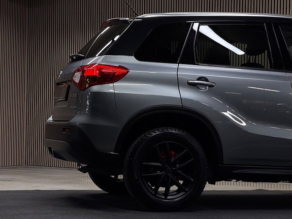 Suzuki Vitara 10 of 25