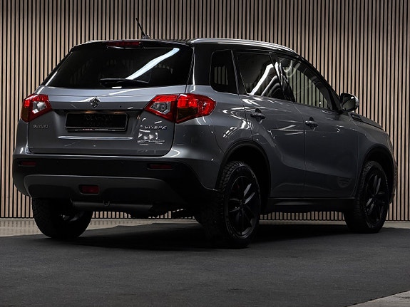 Suzuki Vitara 8 of 25