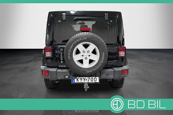 Jeep Wrangler Unlimited 21 of 26