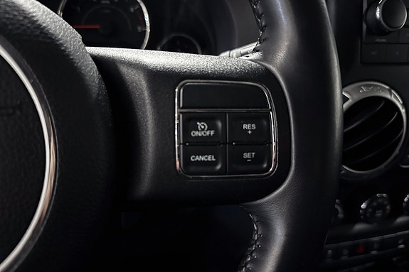 Jeep Wrangler Unlimited 15 of 26