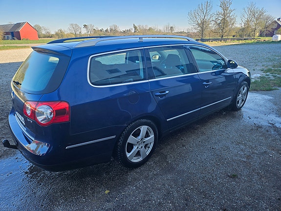 Volkswagen Passat 4 of 5