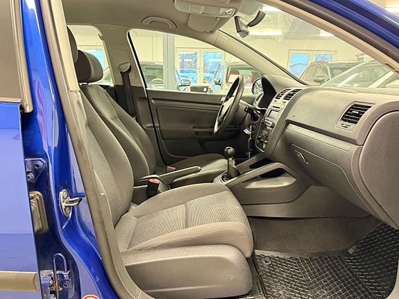 Volkswagen Golf-Serie 11 of 24