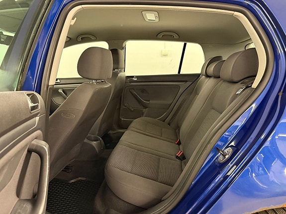 Volkswagen Golf-Serie 8 of 24