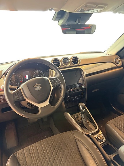 Suzuki Vitara 7 of 10