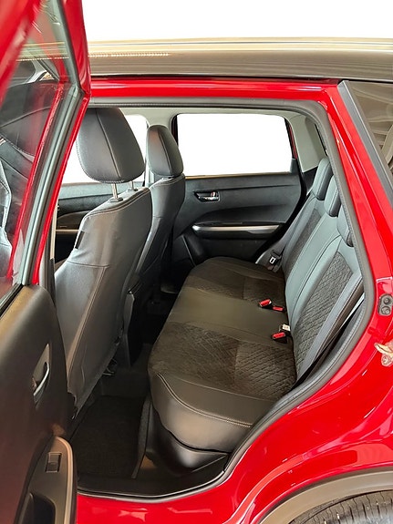 Suzuki Vitara 8 of 10