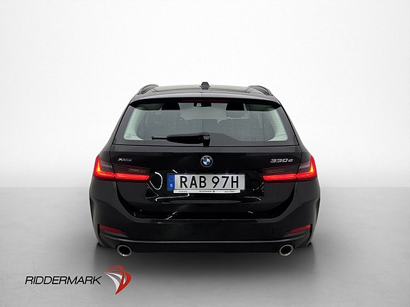BMW 330e 5 of 5