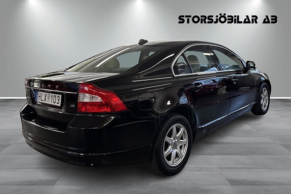 Volvo S80 3 of 17