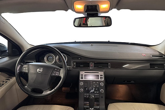 Volvo S80 11 of 17