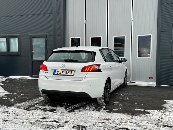 Peugeot 308 5 of 5
