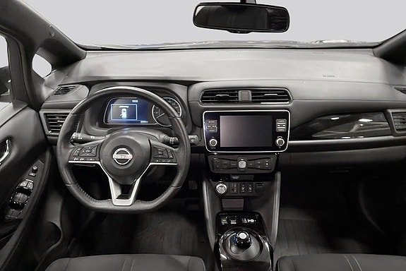 Nissan Leaf 7 of 15