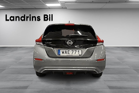 Nissan Leaf 5 of 5