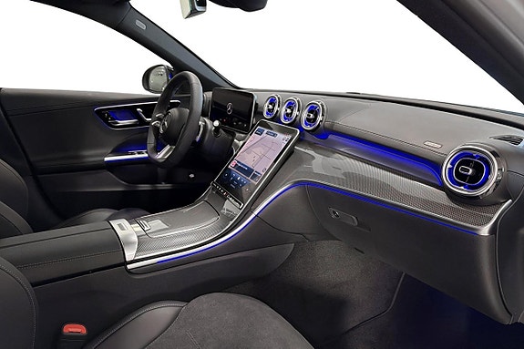 Mercedes-Benz C300 de 8 of 12