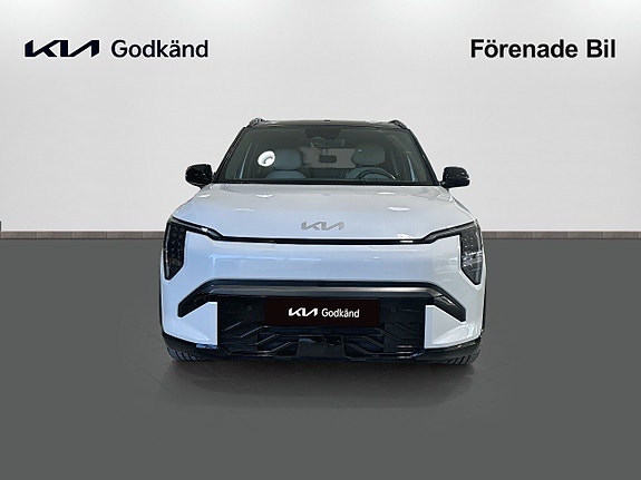 Kia EV3 3 of 5