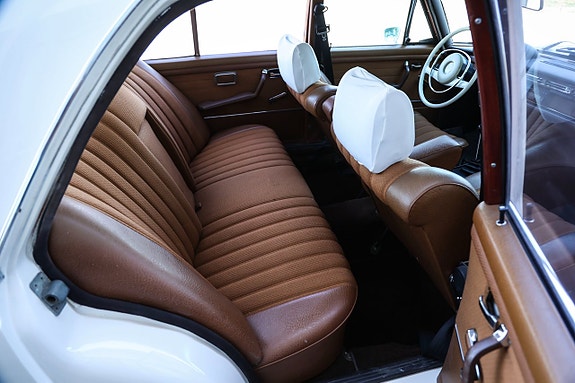 Mercedes-Benz 280 S 11 of 15