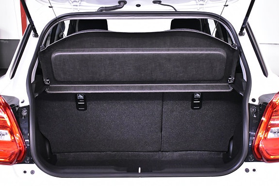 Suzuki Swift 8 of 17