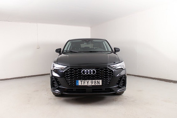 Audi Q3 5 of 5