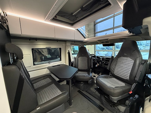 Adria Twin Sports 640 SLB *Långbädd*Taktält* 7 of 18