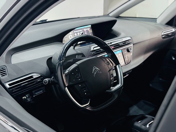 Citroen C4 Picasso 9 of 20