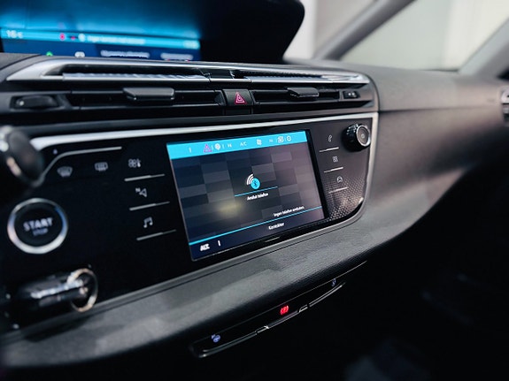 Citroen C4 Picasso 14 of 20