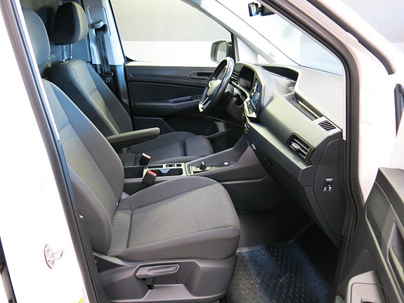 Volkswagen Caddy 19 of 24