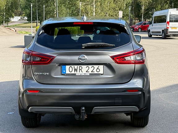 Nissan Qashqai 4 of 18