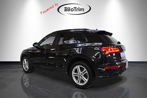 Audi Q5 4 of 5