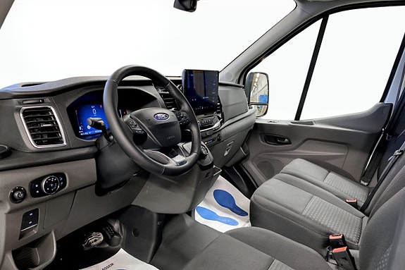 Ford Transit 9 of 12
