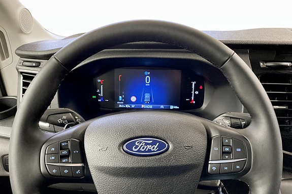 Ford Transit 11 of 12