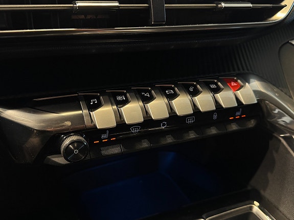 Peugeot 5008 16 of 24