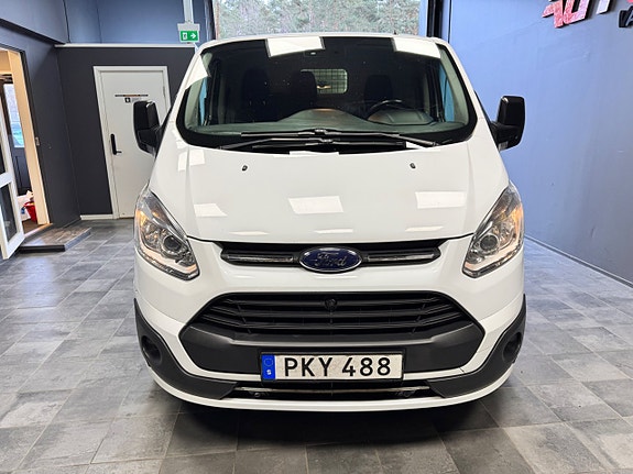 Ford Transit Custom 9 of 9
