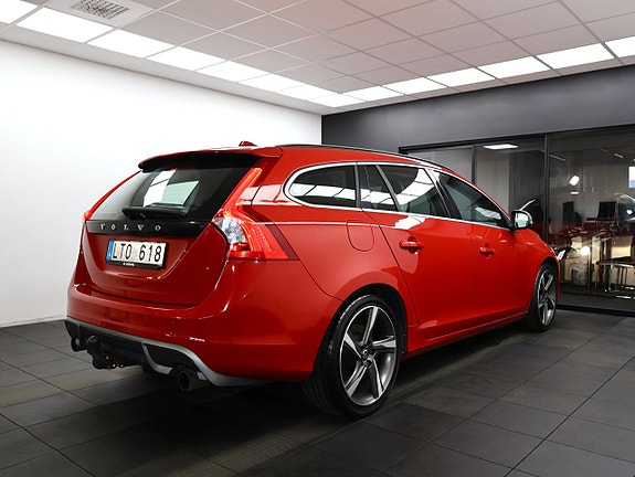 Volvo V60 7 of 27