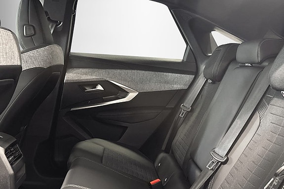 Peugeot 3008 9 of 16