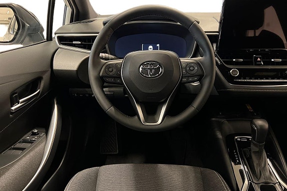 Toyota Corolla 9 of 21